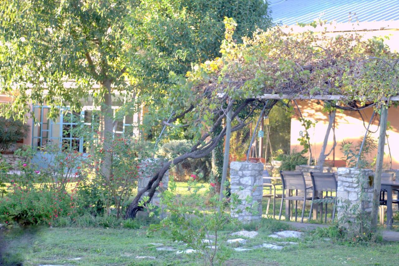Hotel Mas Du Petit Claux Barbentane Exterior foto